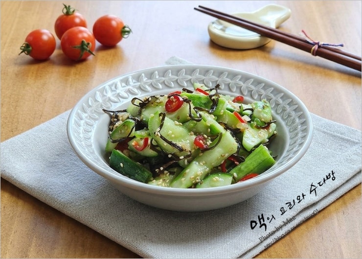 간단하지만 맛있는 시오콘부 오이탕탕이 만드는 법