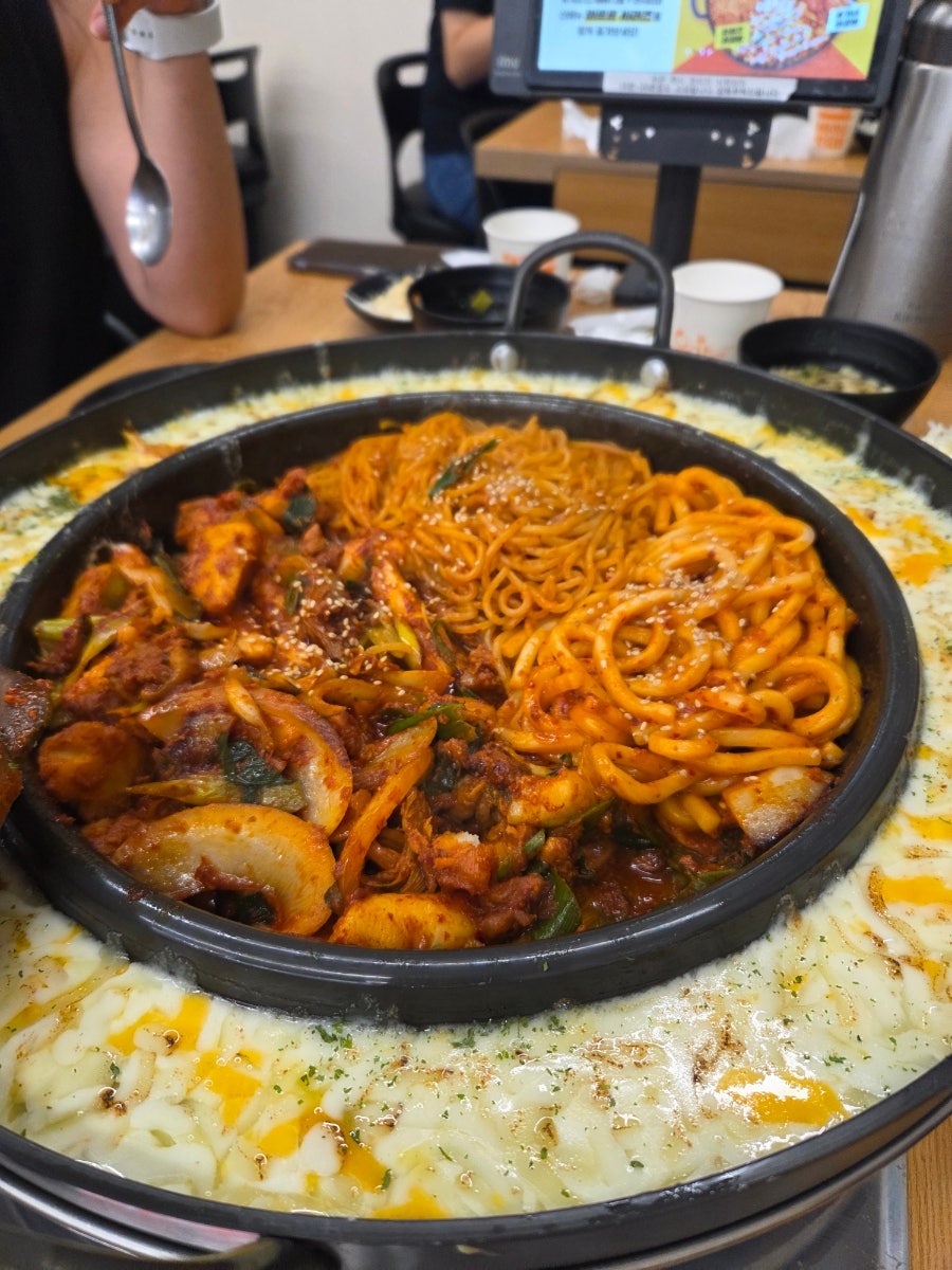 유가네닭갈비 금천구청점 사진 5