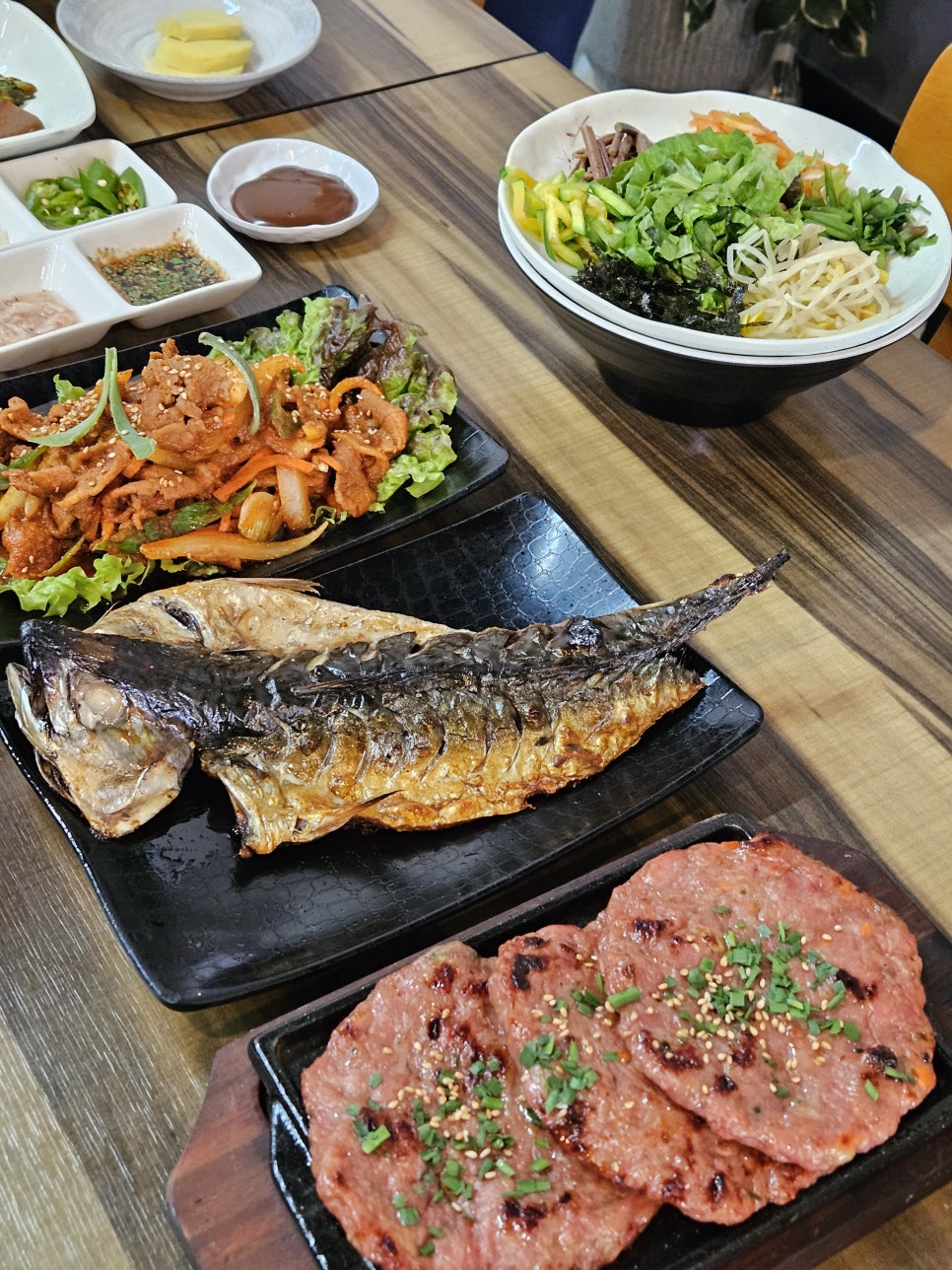 시골밥상 사진 1