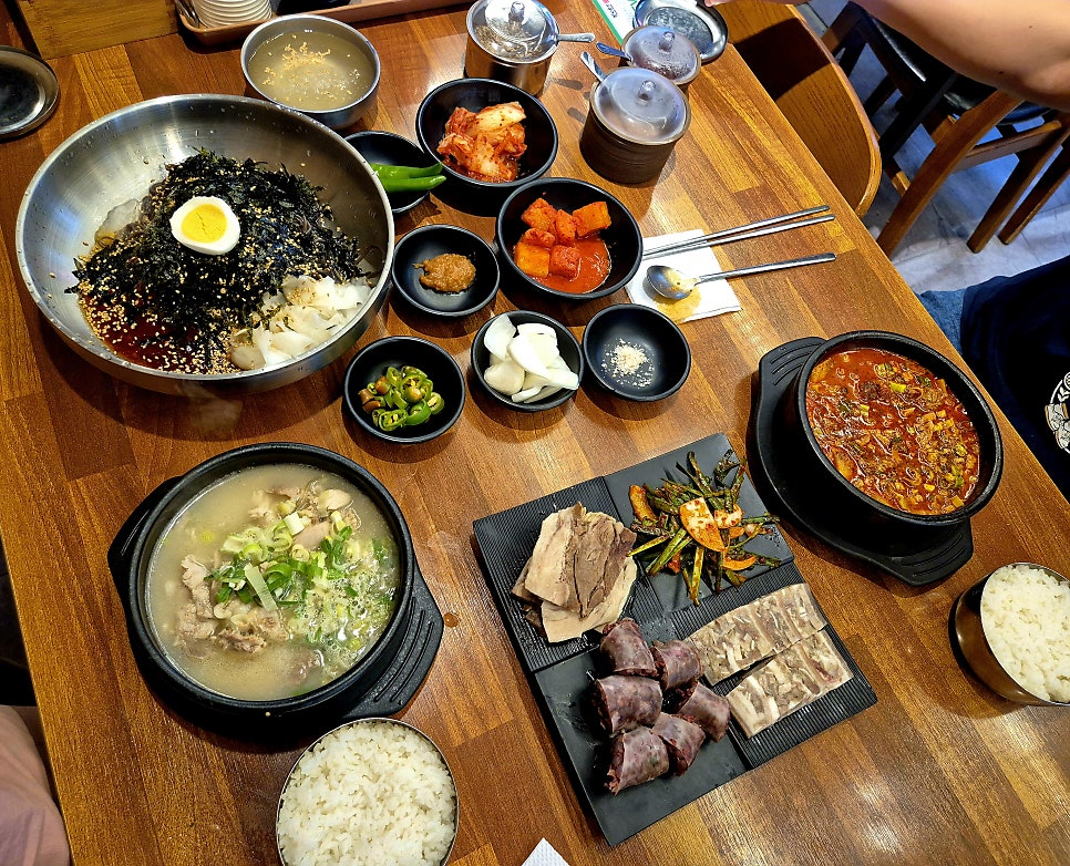 역전국밥 광교점 사진 2