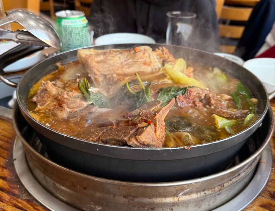 금강산감자탕 연신내점 사진 4