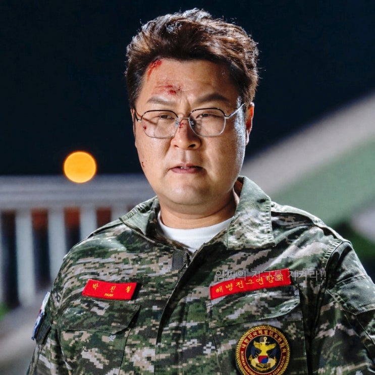 김부장 <b>윤경호</b> 벌칙이야? <b>묵언수행</b> 받고 팬사인회까지 (독특한... 