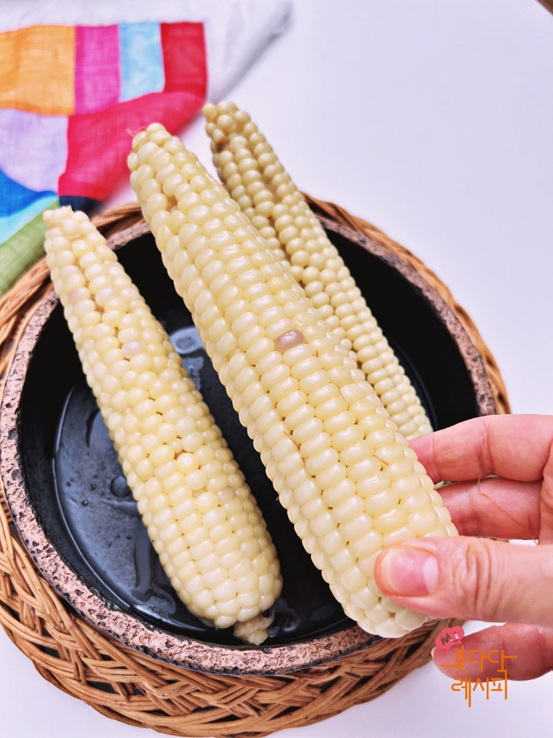 옥수수 삶는법 찰옥수수 냄비에 삶는 시간 보관법