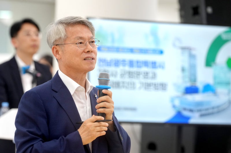 민형배 통합특별시장, "3개 청사 균형 운영" 밝혀․․․“지역별 시민의 입장은 팽팽”