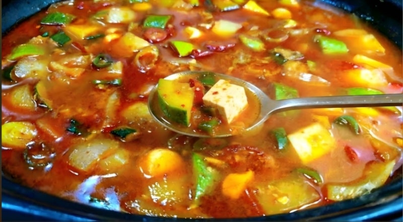 제철 애호박 감자 듬뿍! 셰프의 얼큰한 참치 고추장찌개, 밥도둑 황금레시피