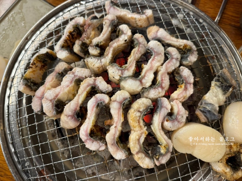 명지 장어 무한리필 금성숯불민물장어 소고기에 막창까지 무한으로 즐겨요