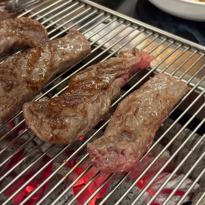 저온숙성으로 맛을 내고 숯불로 완성한 소고기 맛집 :: 소양인 선유도본점