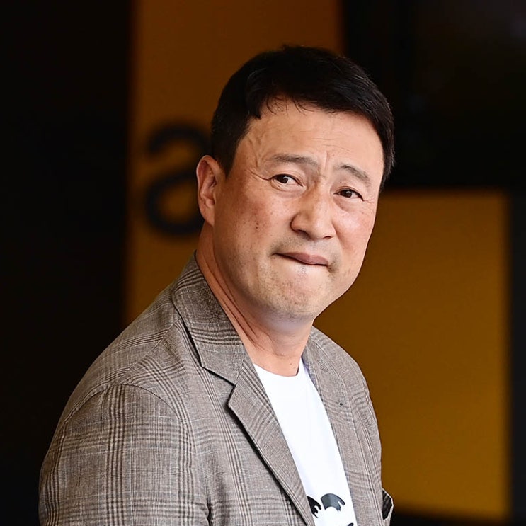 <b>SSG랜더스</b>, 이숭용 감독은 경질하고 김재현 단장은 사퇴해라...