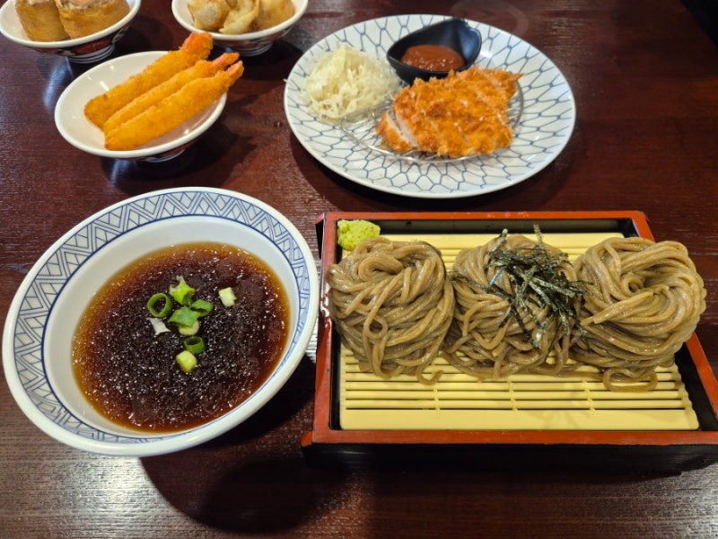 [경주 / 충효동] 경주 아당지 뷰 맛집 | 삼동소바 경주 아당지점 솔직 후기 (소바정식 강추)