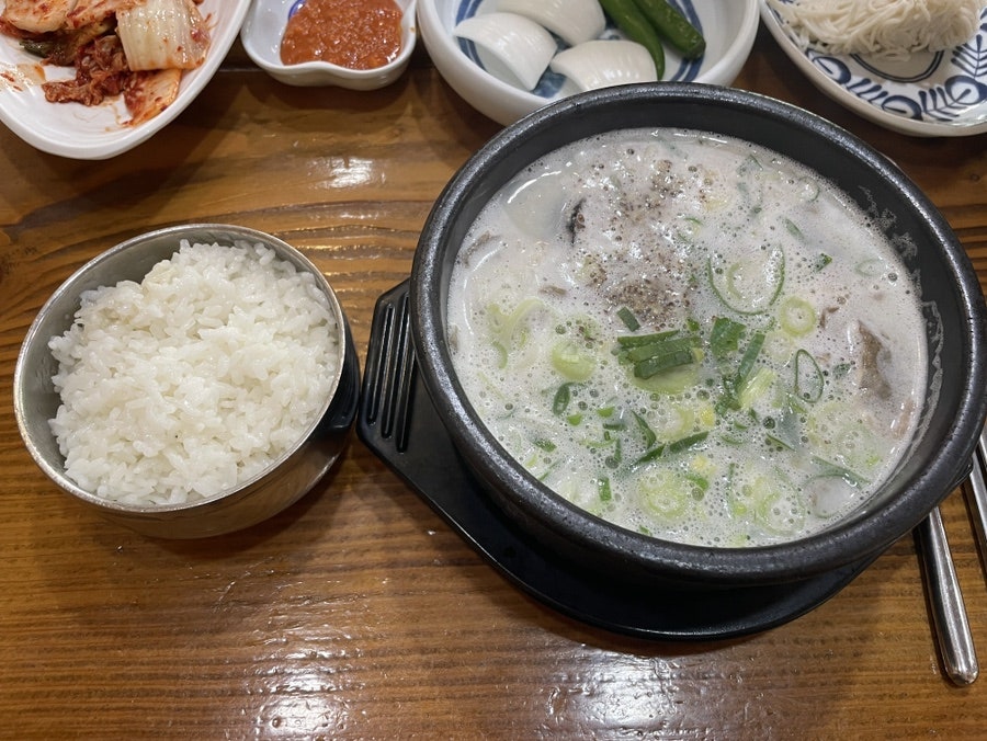 무봉리토종순대국 율하점 사진 1