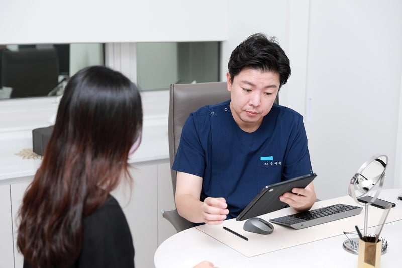 연세모에버의원 절개모발이식, 현직 의사가 말하는 생착률 3가지 체크포인트