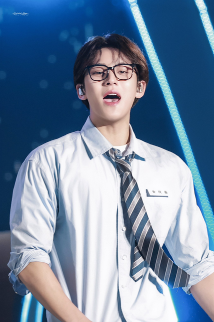 세븐틴 민규, 준 안경 / 오사카 팬미팅 / 아이돌 뿔테안경, 무테안경 / 룩옵티컬