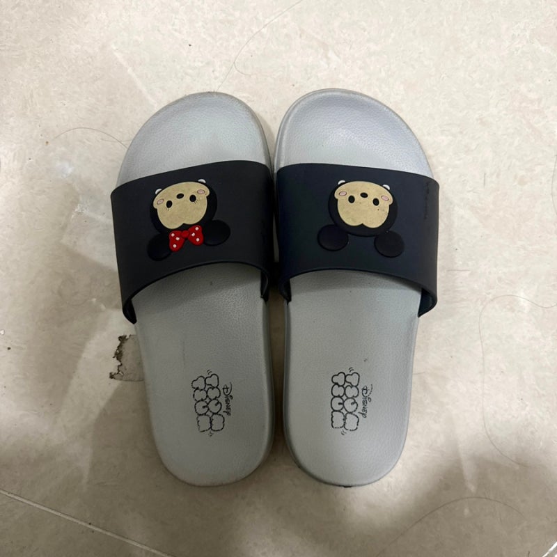 다이소 순간접착제로 슬리퍼 수선하기