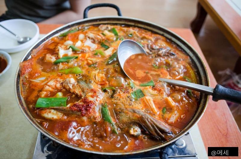 백채김치찌개 방배역점 사진 2