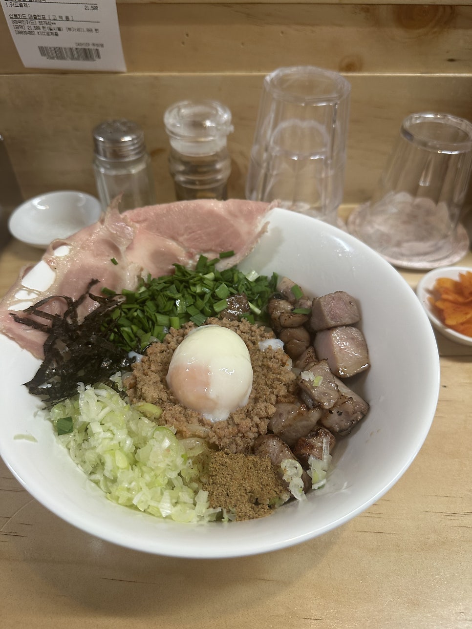 펀치 사진 4