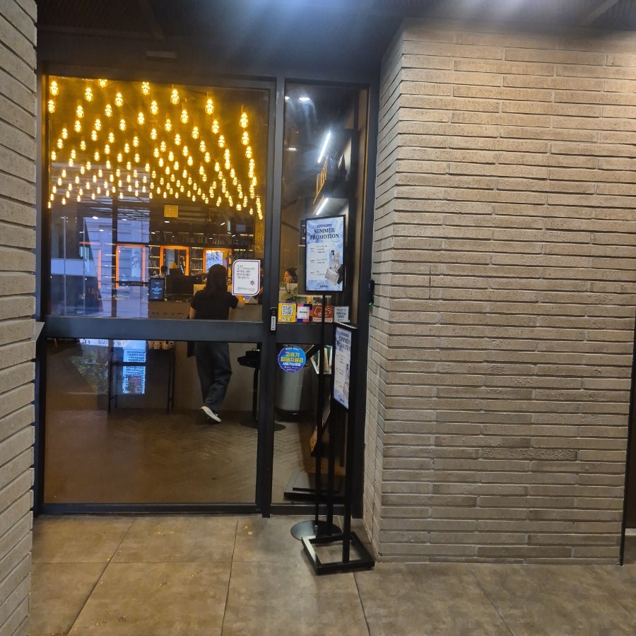 준오헤어 홍대입구역점 사진 5