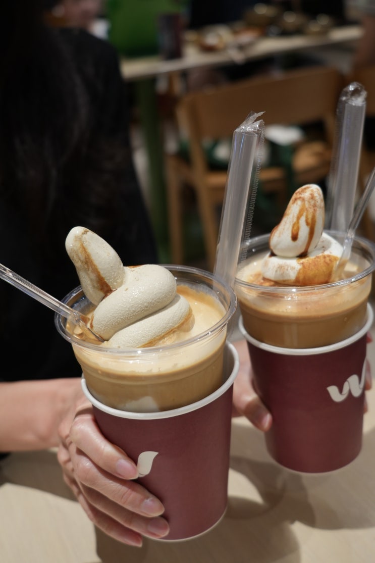 송현아 카페 여름엔 여기! 송도 현대 프리미엄 아울렛 분더커피바