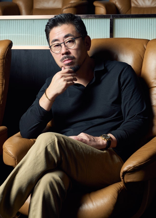 제작비 600억 호프 마이클 패스벤더 & 알리시아 비칸데르 부부 출연료 - 독립영화 수준으로 거....