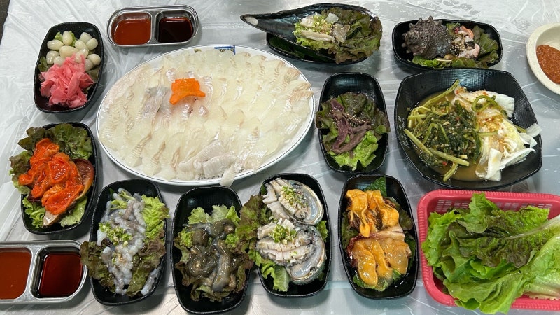 궁평항 수산시장 횟집 광주수산 회 대게 볶음밥 맛집