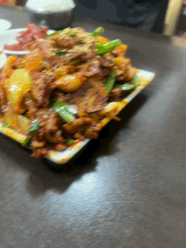 화곡동 맛집 충북식당, 왜 다들 제육볶음을 주문하는지 먹어보니 바로 알겠더라
