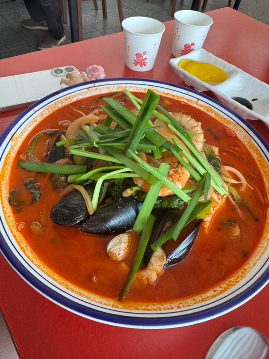 시흥 맛집 신비짬뽕 | 점심시간에 차 타고 다녀온 얼큰한 짬뽕 맛집