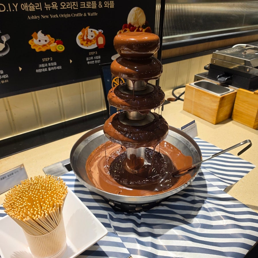 애슐리퀸즈 NC수원터미널점 사진 2