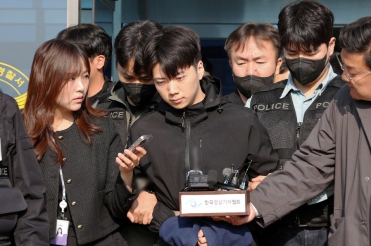 표정에서 읽어본 장윤기사건