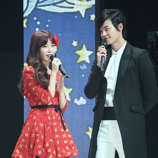 아이유 이종석 결별 이유, 4년 공개 연애 끝낸 배경은?