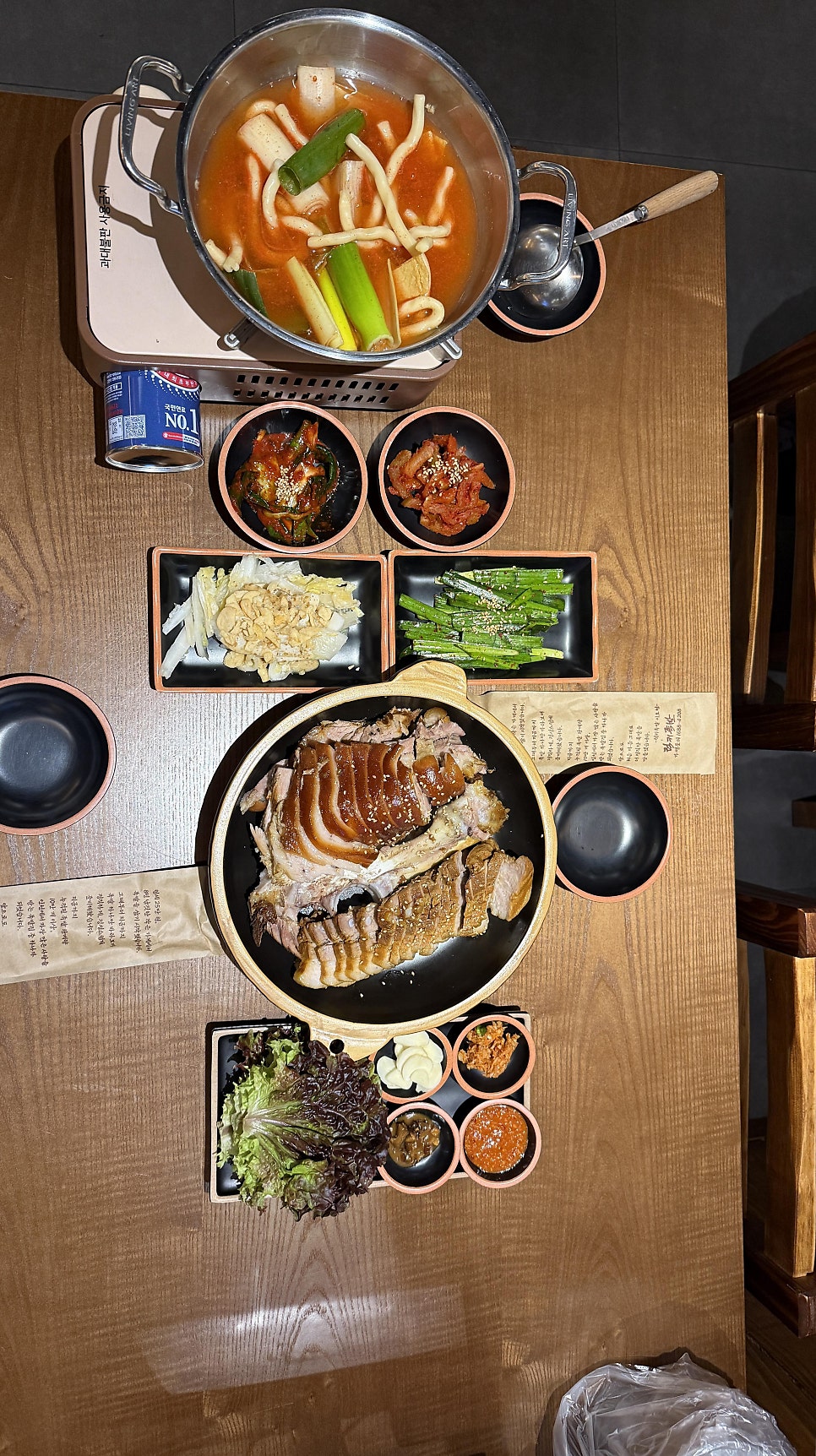 럭키족발 송도점 사진 5