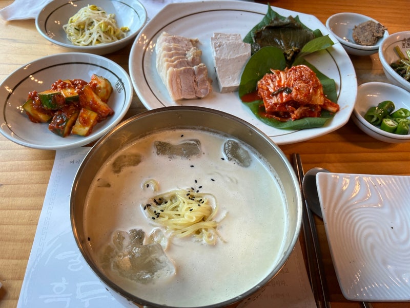 화순 도곡맛집 달맞이흑두부 보쌈+콩물국수 후기