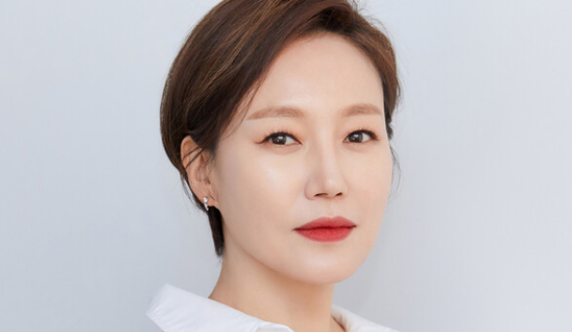 결혼 생각 없다 했지만.." 7년간 숨겨야 했던 이혼, 배우 진경의 반전 비화