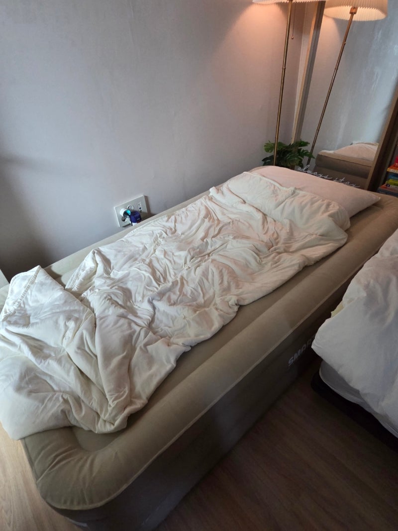 캠핑에서 빛나는 스마트포크 원터치 에어매트리스 리얼 사용후기