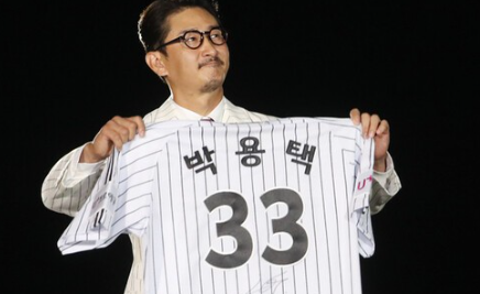 2026 <b>잠실 마지막</b> 퓨처스 <b>올스타전</b> 시구 시타자 박용택... 