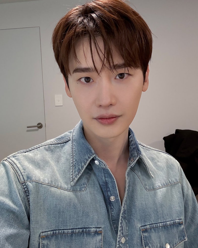"결혼할 줄 알았는데?" 이종석 인물정보 | 아이유 결별 재혼황후 나이 인스타 빅마우스