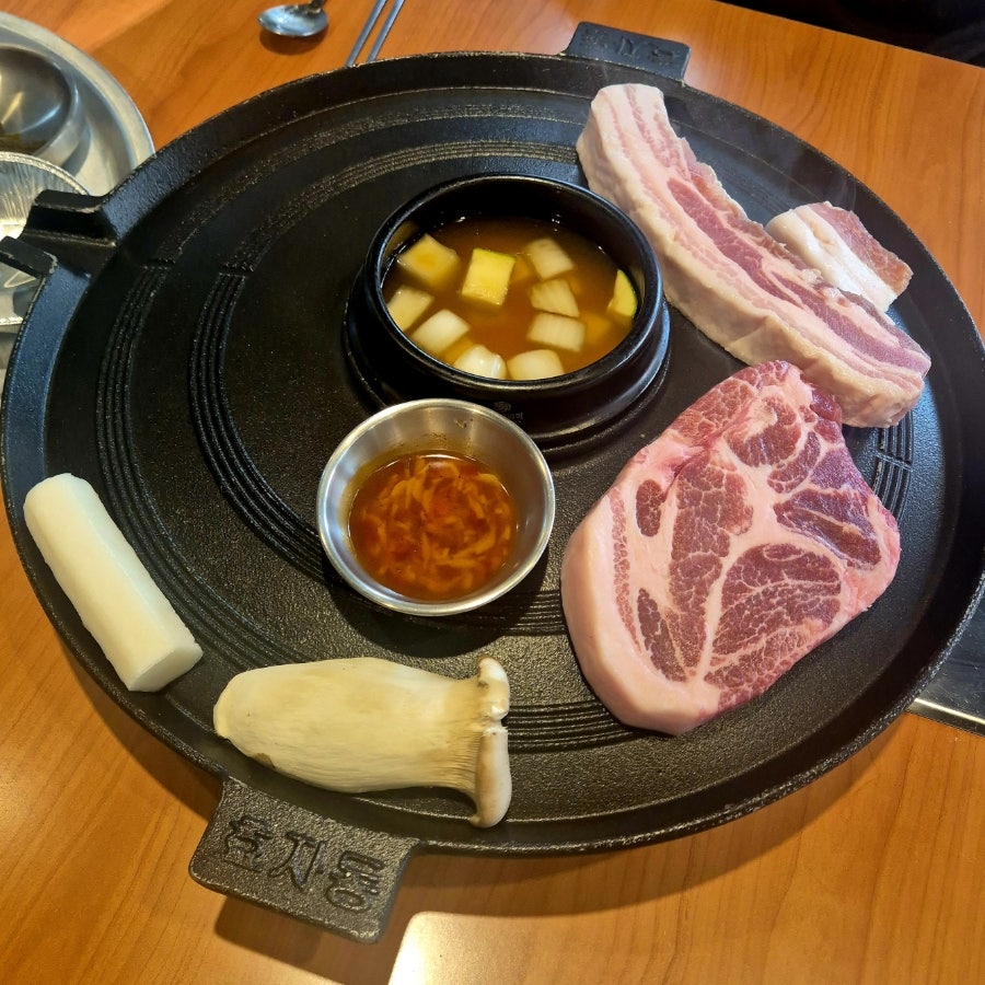효자동솥뚜껑 부천소사점 사진 6