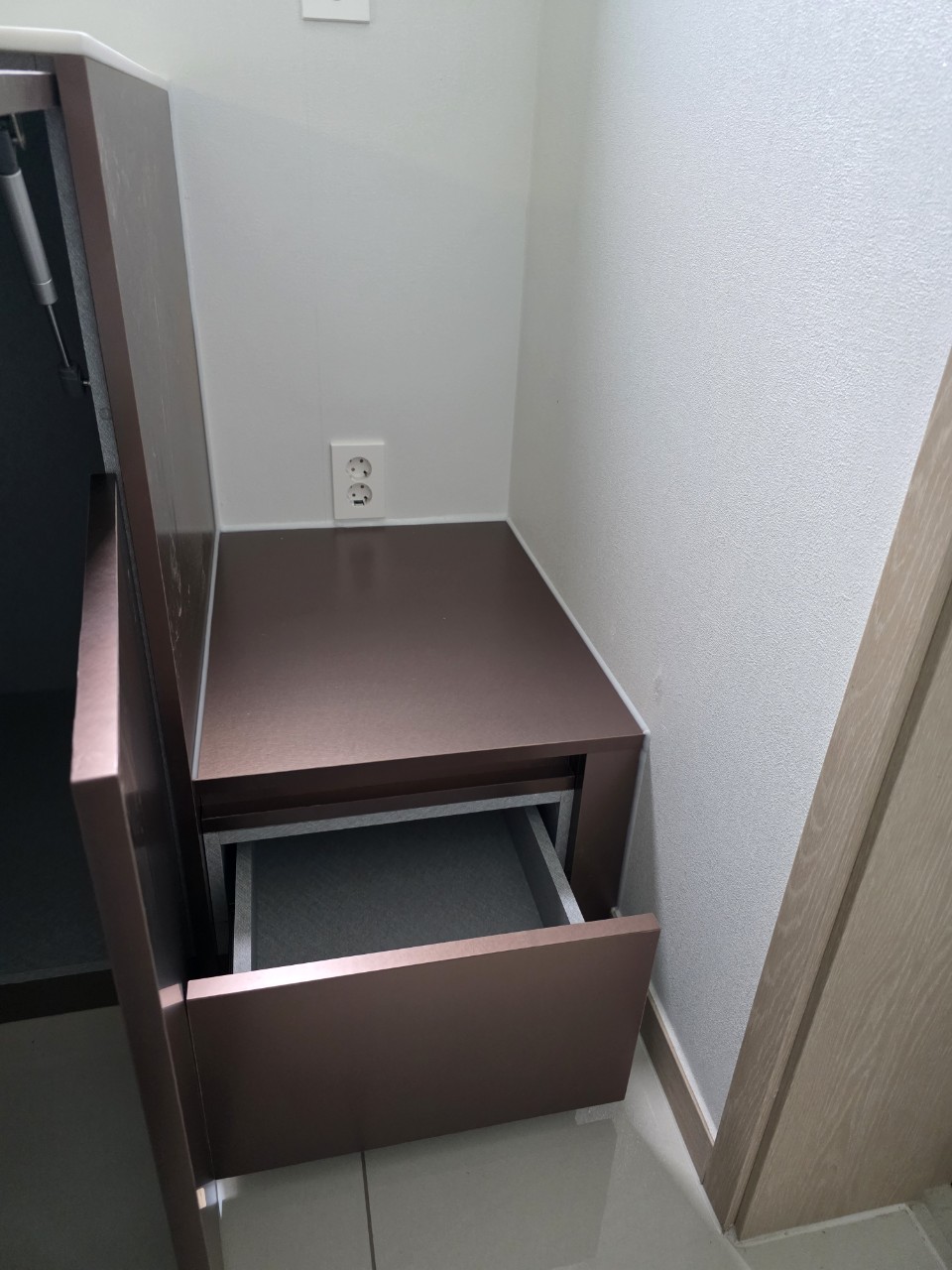 포항분리수거함 제작 다용도실 장 시공 음식물처리기 설치 공간 마련