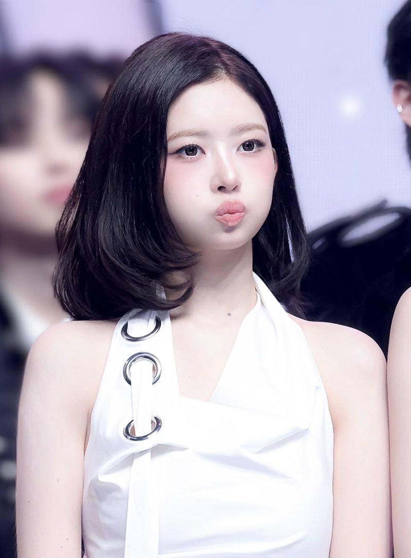 나오이 레이 머리 스타일 / 레이 긴 머리 / 레이 깻잎머리 / 레이 단발 / 아이브 레이 머리
