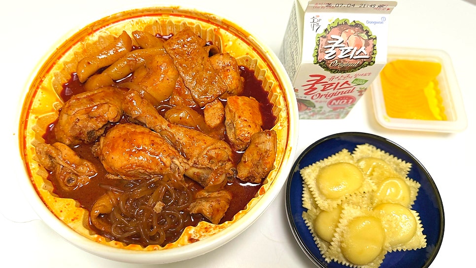 동대문엽기떡볶이 관악봉천점 사진 2