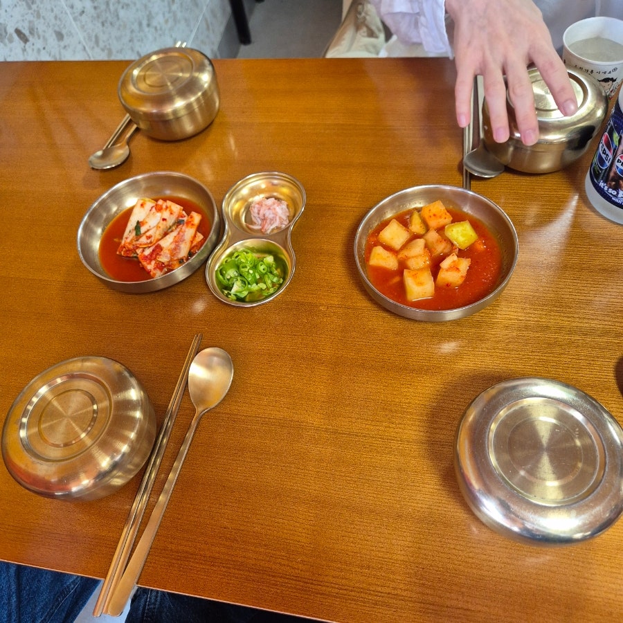장터국밥 사진 4