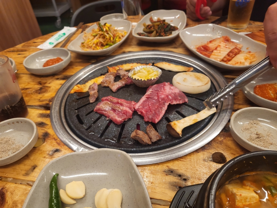 소띠돈띠횡성생고기 사진 4