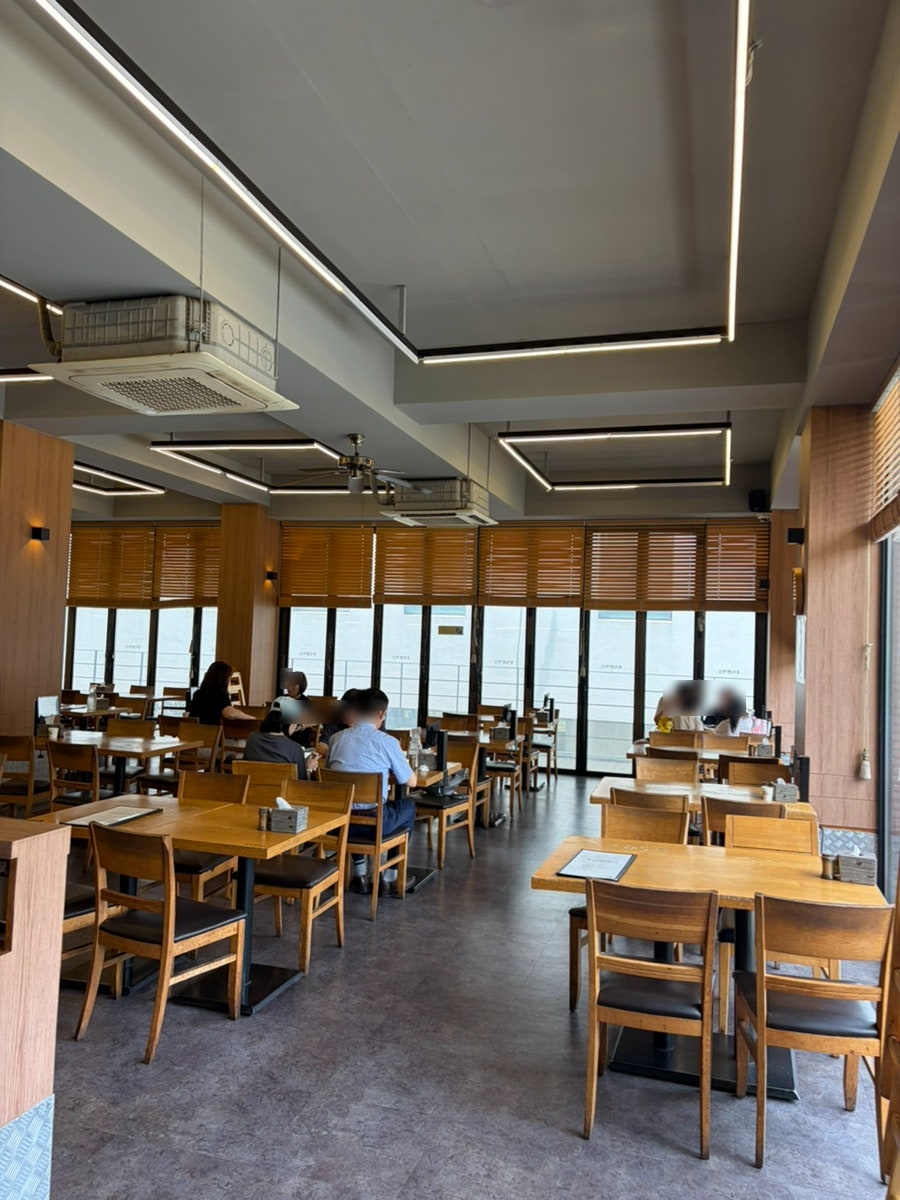 홍익돈까스 광명점 사진 4