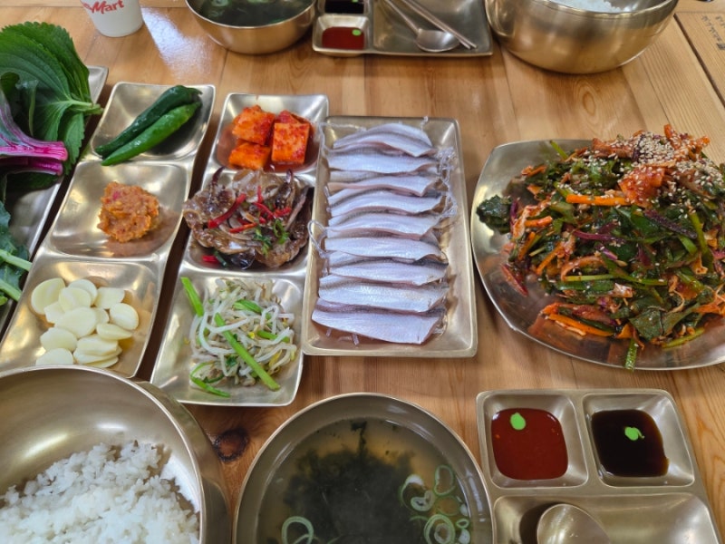 강화 풍물시장 밴댕이회 밴댕이가득한집 놋그릇집 밴댕이모듬