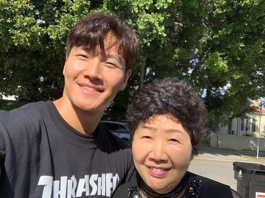 작년 9월 품절남 된 김종국, 어머니가 직접 밝힌 미우새 하차 후 전한 뜻밖의 근황