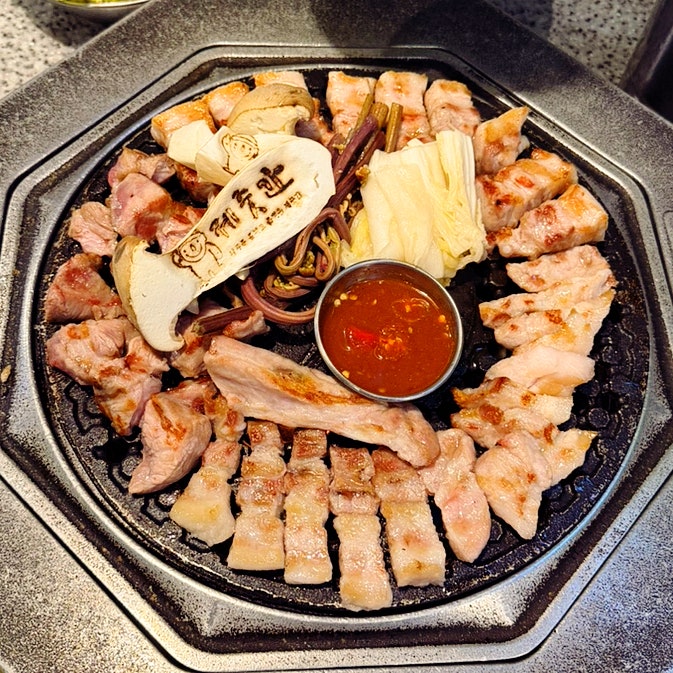 Jejutgan Sinjungdongjeom photo 1