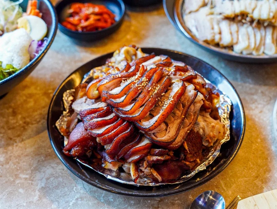 청담화덕족발 광주고산점 사진 1