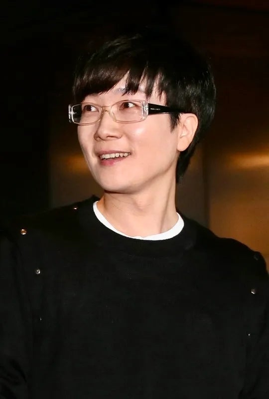 서태지 프로필 - 나이 학력 재산 가족관계 총정리