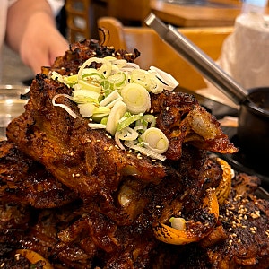 [미소감자탕뼈구이] 군자 맛집 미소감자탕뼈구이에서 매운뼈구이 먹고 온 후기!!