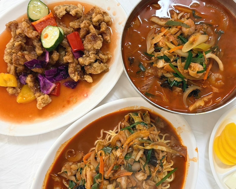 춘천 여행 중 찾은 중국집 연화각 볶음우동 맛있음, 탕수육 필수