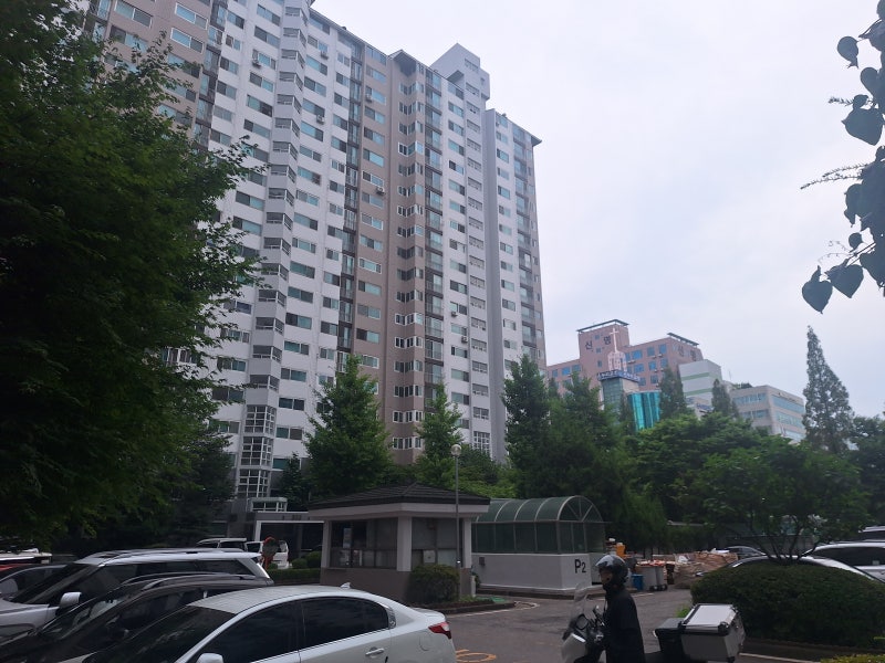 화장실 선반 수납장 문짝수리 경첩수리 욕실장 선반 교환 매장업체