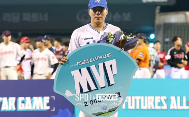 "감독님 제발 봐주세요!" 16년 만에 삼성 퓨처스 <b>MVP</b>…<b>함수호</b>... 